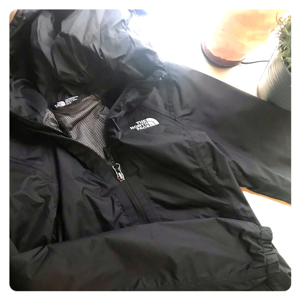 XS women’s north face dryvent jacket, zip up